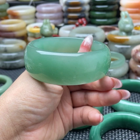 合金手镯石英岩玉