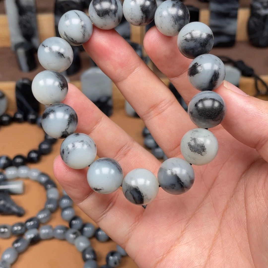 和田玉未镶嵌手串