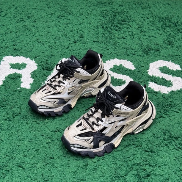 99新 Balenciaga/巴黎世家 Track2.0黑棕 老爹鞋 98新 39码