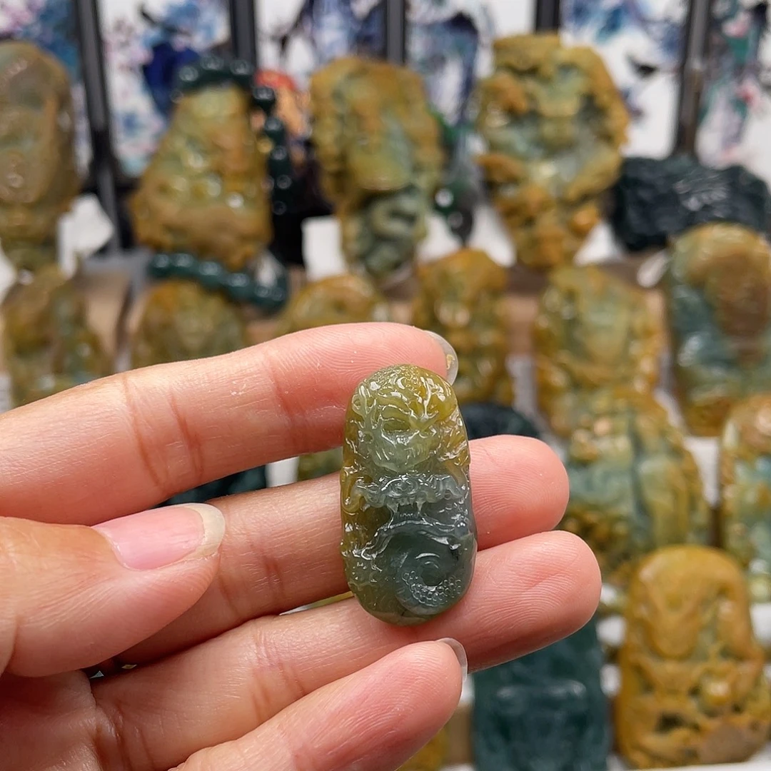 翡翠未镶嵌颈饰天然翡翠a货龙