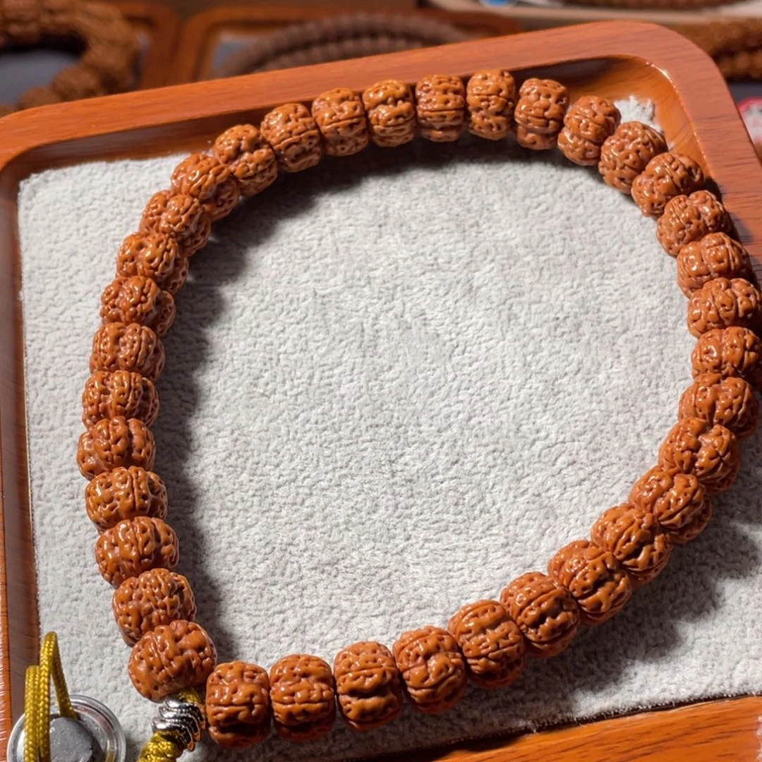 金刚菩提吊坠梅花手持12