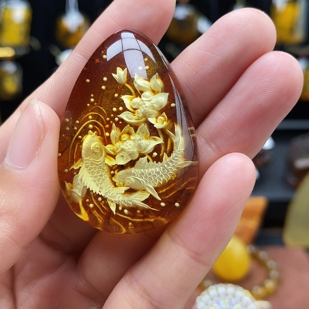 琥珀未镶嵌珠宝奇石