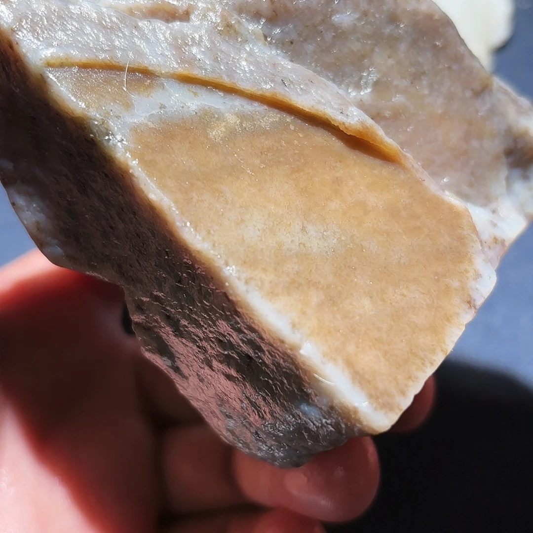 和田玉未镶嵌珠宝奇石