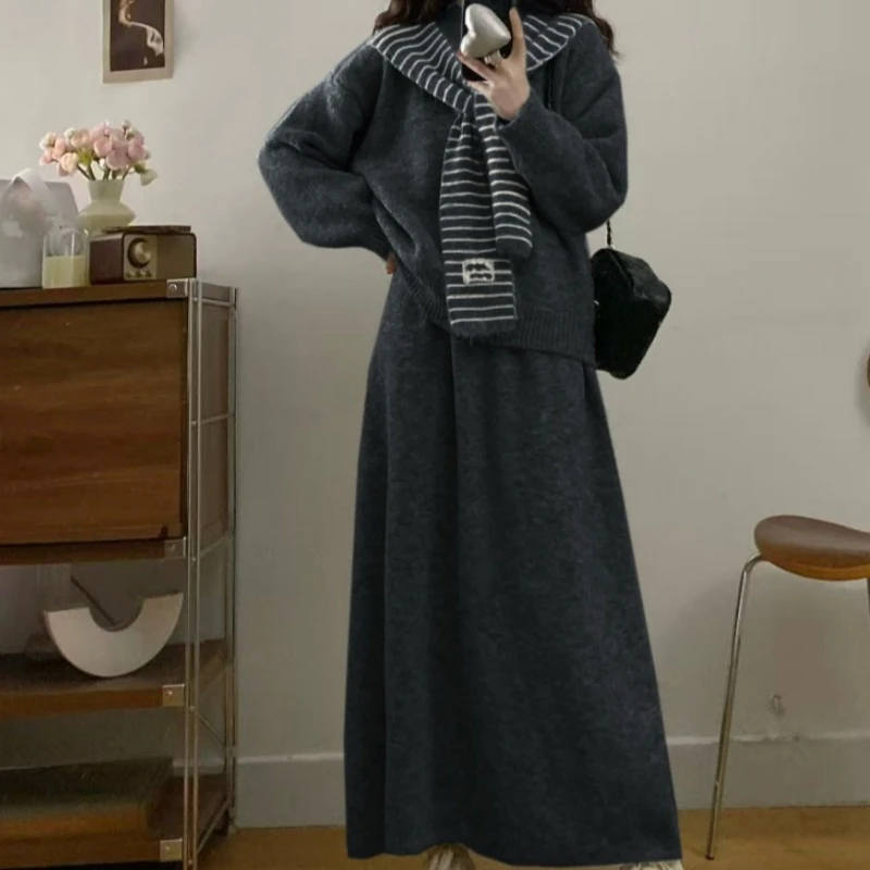 秋冬新款时尚风大码女装带帽条纹小披肩上衣毛衣针织半身裙两件套