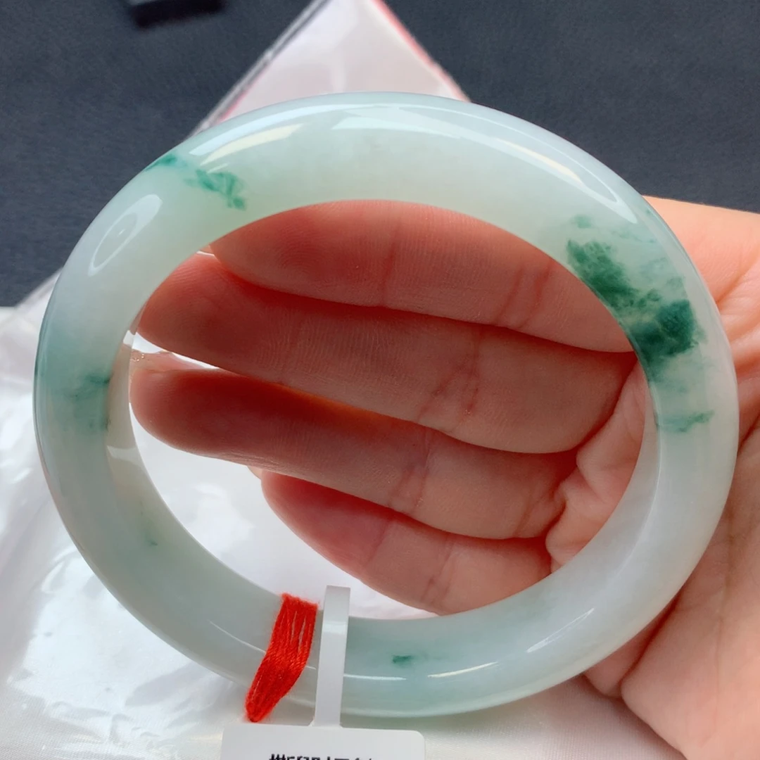 翡翠未镶嵌手镯61糯冰飘花
