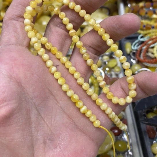 裸石蜜蜡未镶嵌串