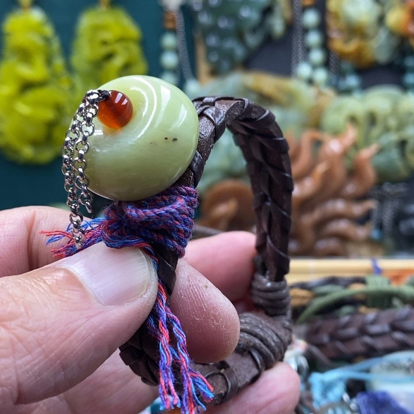 【闪购商品】未镶嵌岫玉手牌