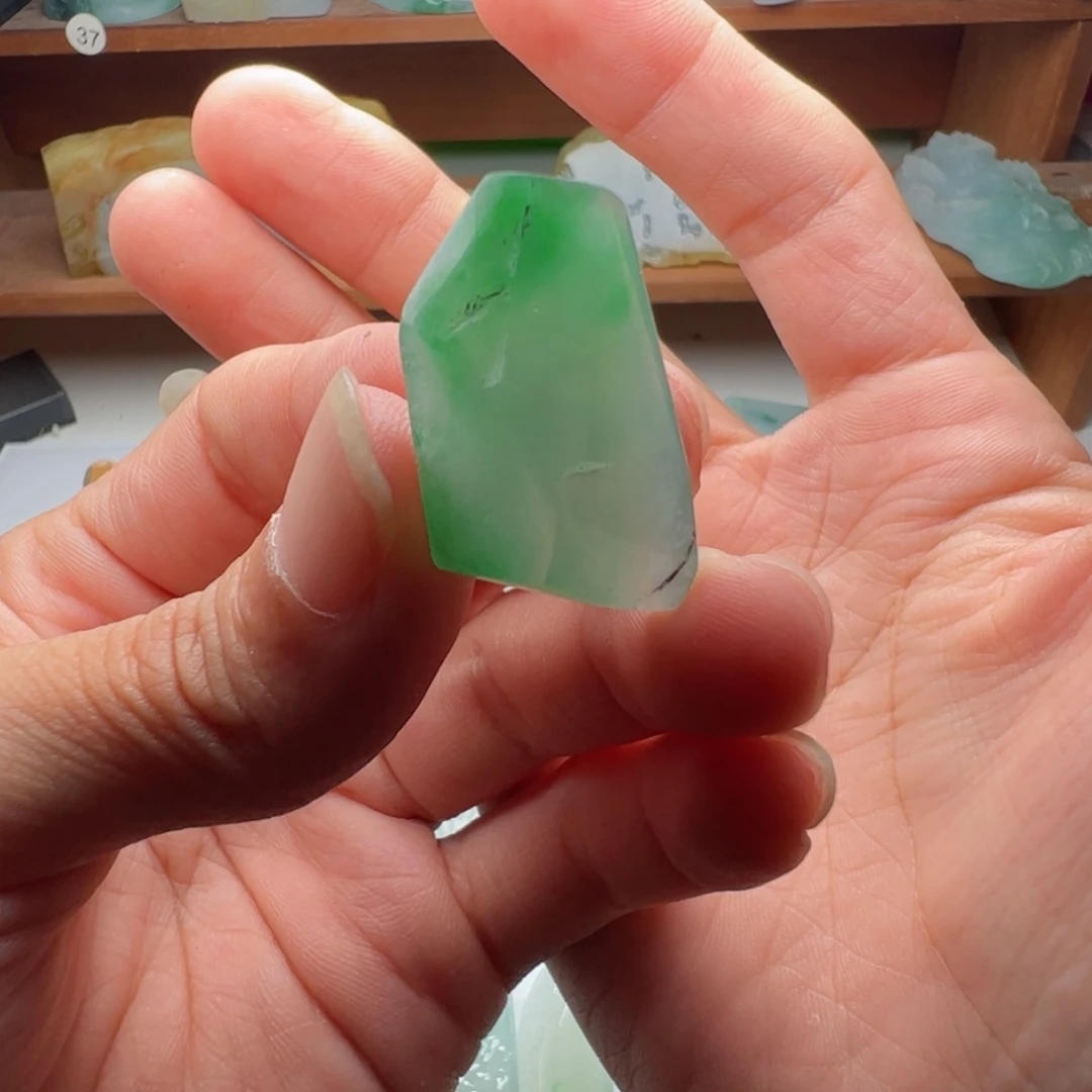 定制翡翠未镶嵌不包工