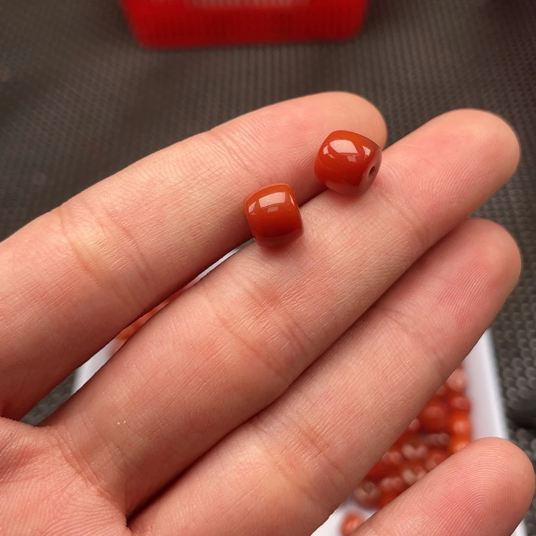 南红玛瑙8号 7*8柿子红直切一组2颗未镶嵌