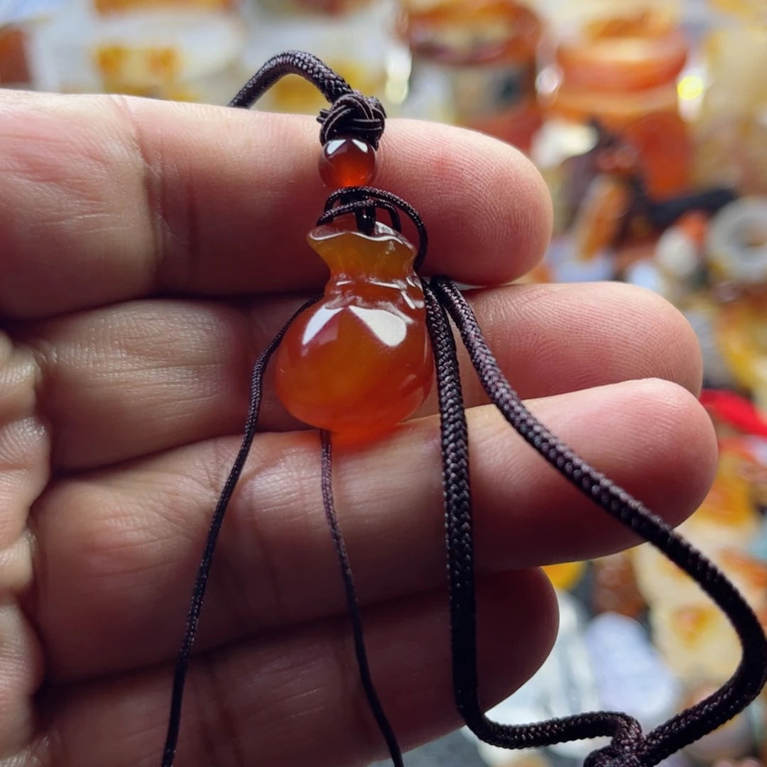 玛瑙/玉髓颈饰未镶嵌醉****@