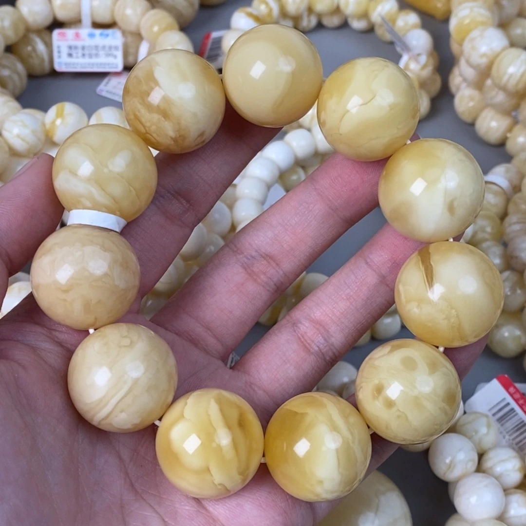 蜜蜡未镶嵌珠宝奇石63.2g21mm