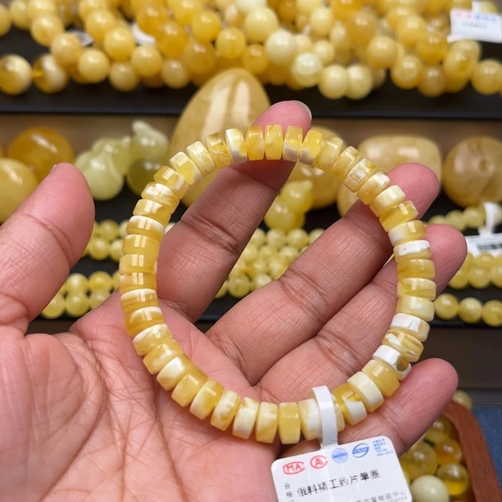 琥珀未镶嵌珠宝奇石M109号8+