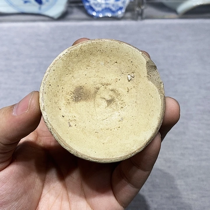 金铜精品瓷片标本