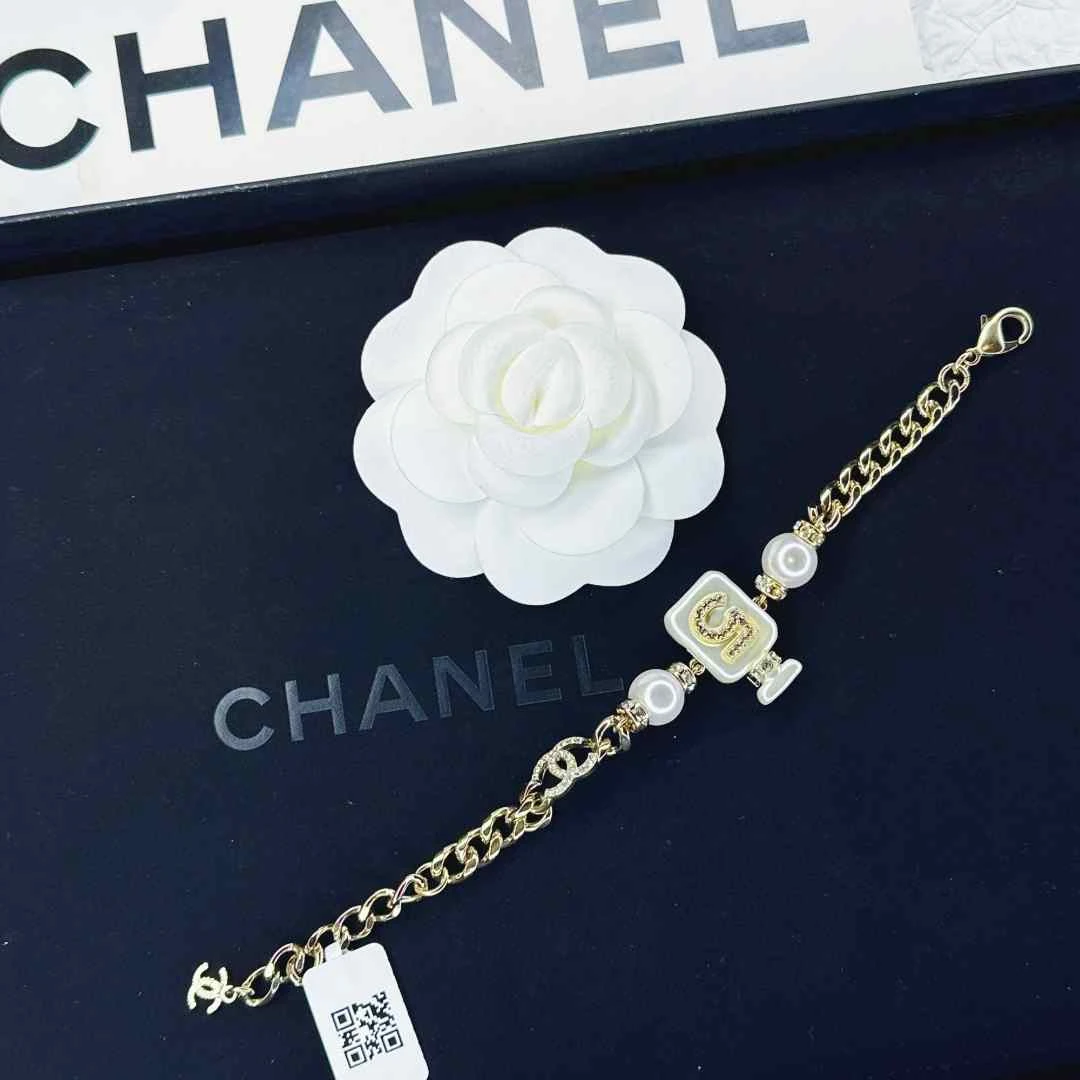 95新 Chanel/香奈儿 柚礼中古/香奈儿香香瓶珍珠手链LZ503465