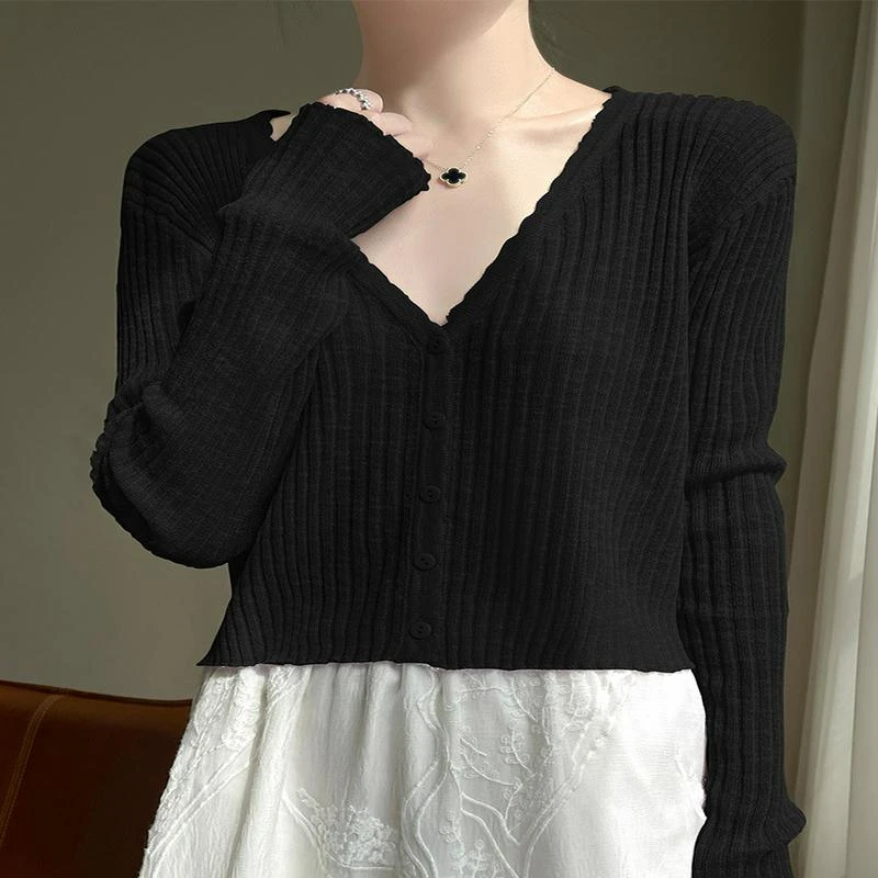 夏季罩衫长袖配外搭薄款防晒高级感冰丝白色吊带裙短款外搭女开衫