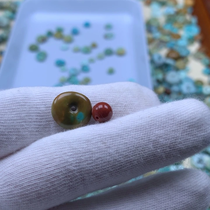 南红玛瑙未镶嵌珠宝奇石