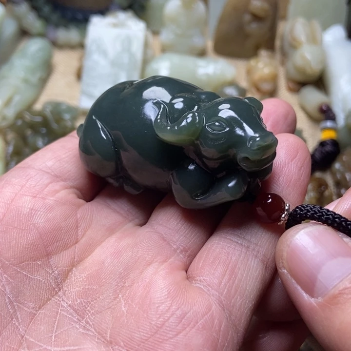 和田玉未镶嵌挂件