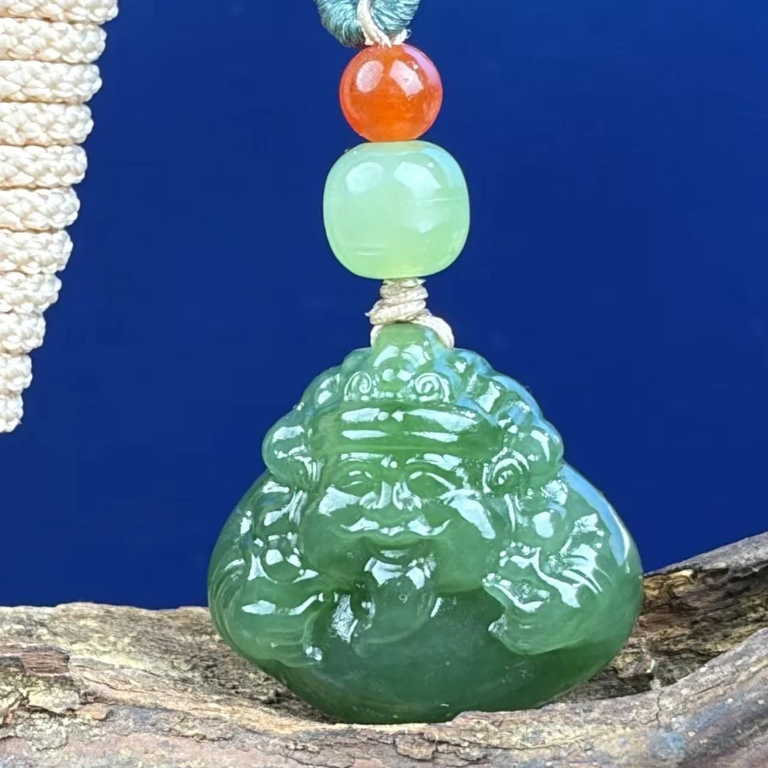 财神吊坠精美碧绿S005