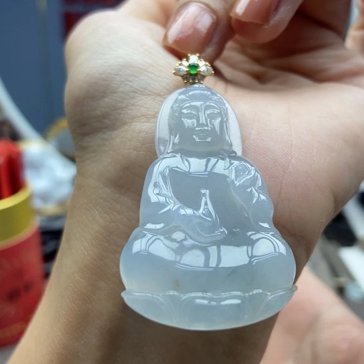 翡翠18K金镶嵌颈饰吊坠21