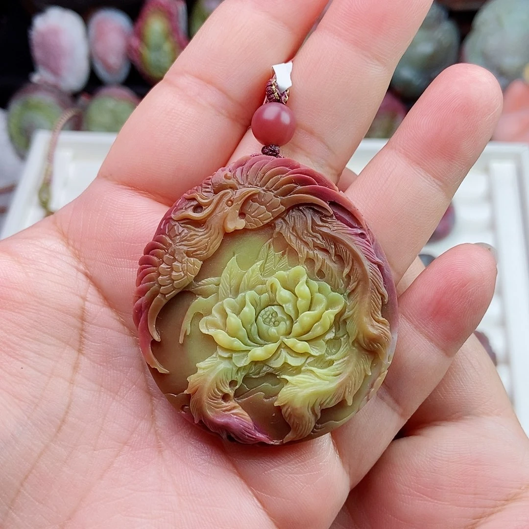 未镶嵌石英质玉（盐源）珠宝半成品