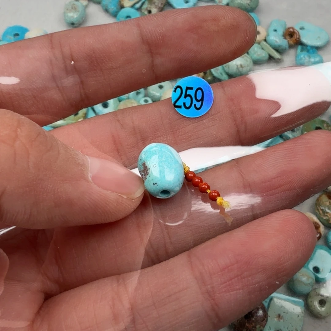 未镶嵌南红玛瑙珠宝奇石