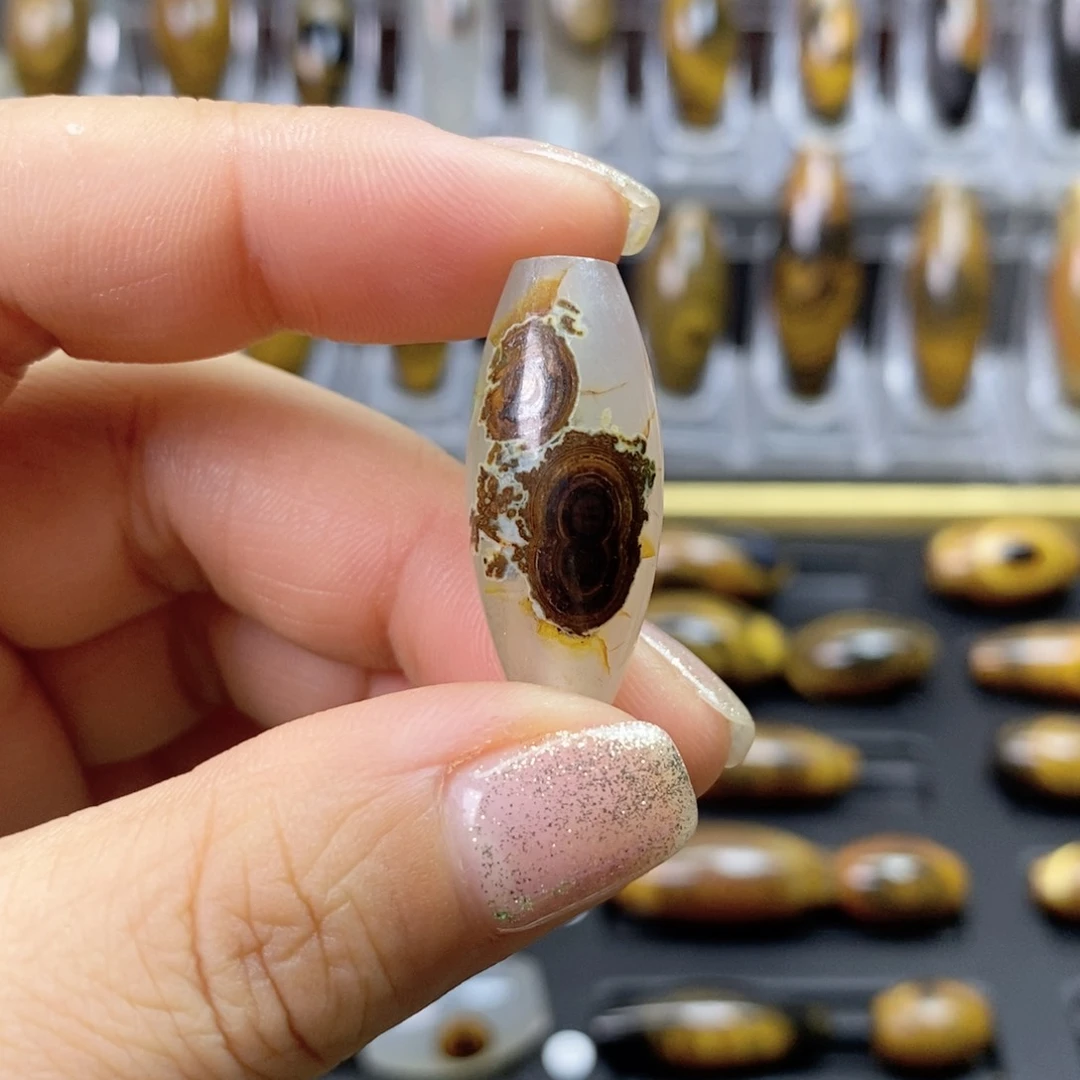 玛瑙/玉髓颈饰合金