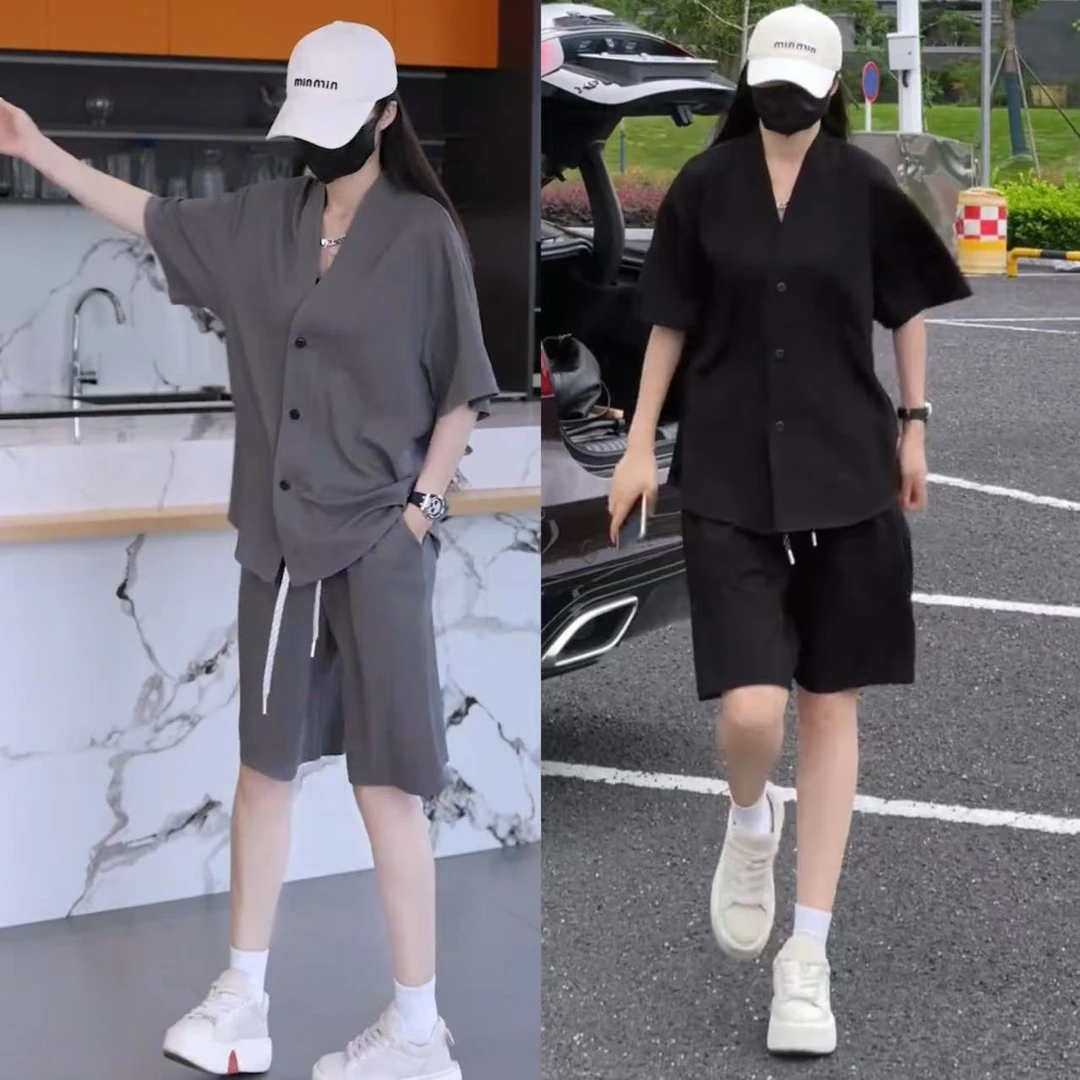 夏季爆款肌理感极简风V领休闲套装男潮流宽松短袖开衫短裤两件套