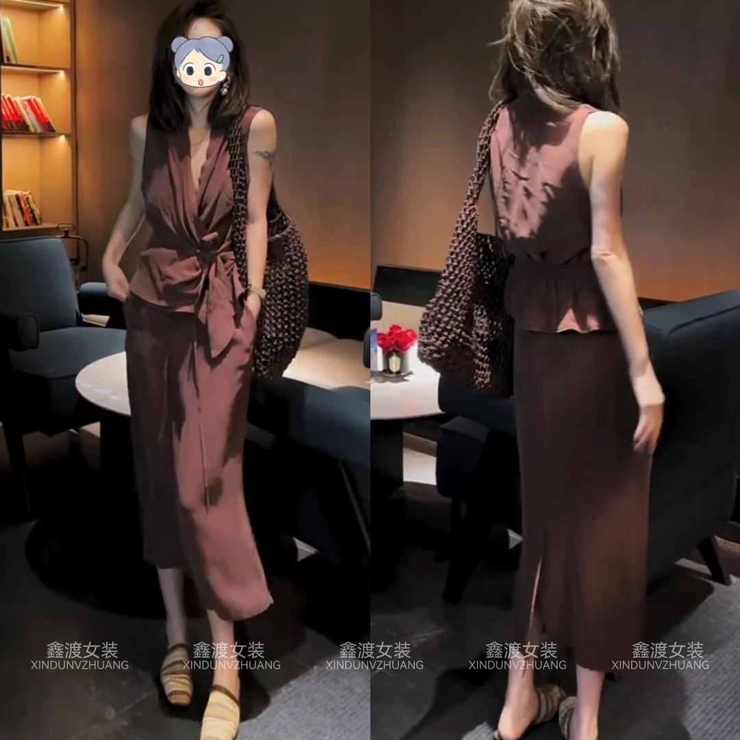 2025夏季新款时尚显瘦气质女士网红洋气两件套百搭款D21147