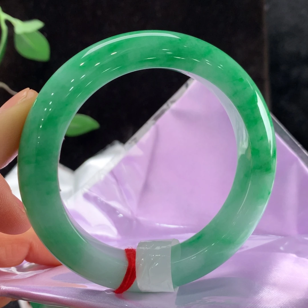 翡翠手镯未镶嵌111-0162