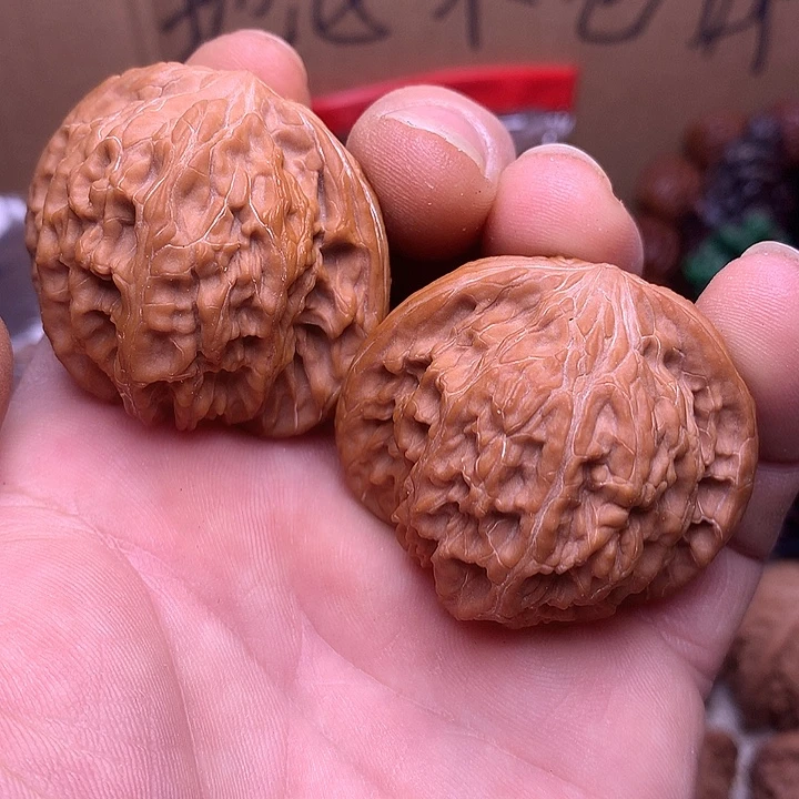 核桃自家麻核桃磨盘不打药