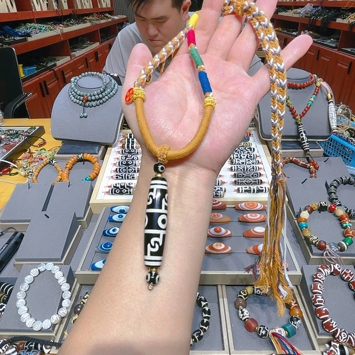 未镶嵌玛瑙/玉髓珠宝奇石