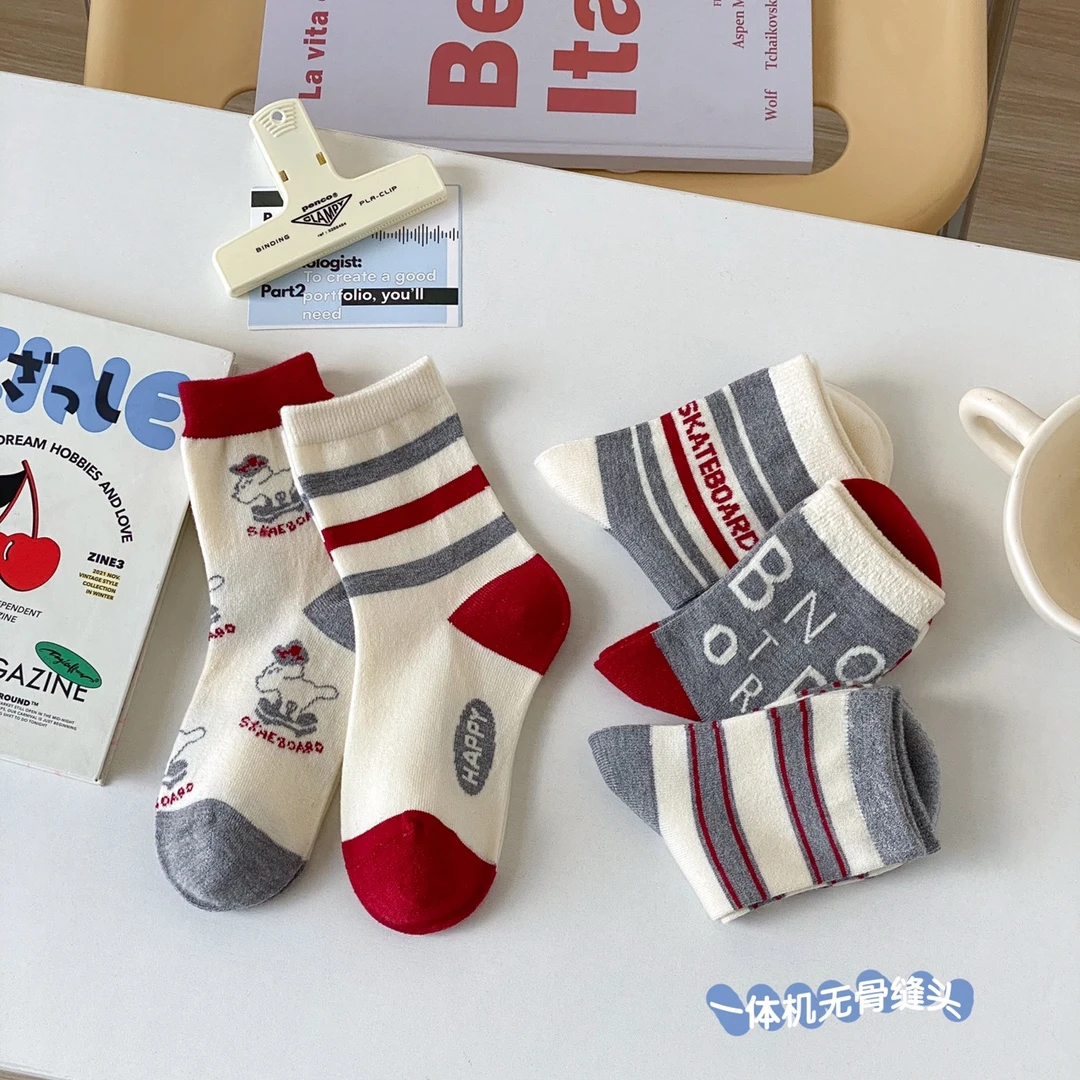 24AW100 五双儿童格雷灰安可拉红系列羊毛日韩童袜wg
