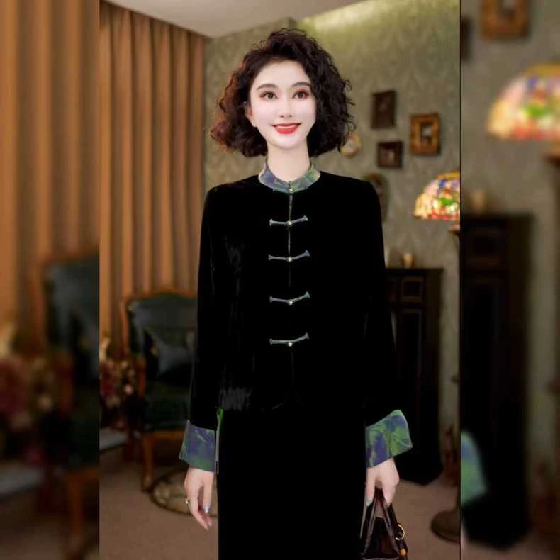 国风新中式丝绒外套2025年秋季新款复古气质盘扣开衫唐装上衣女