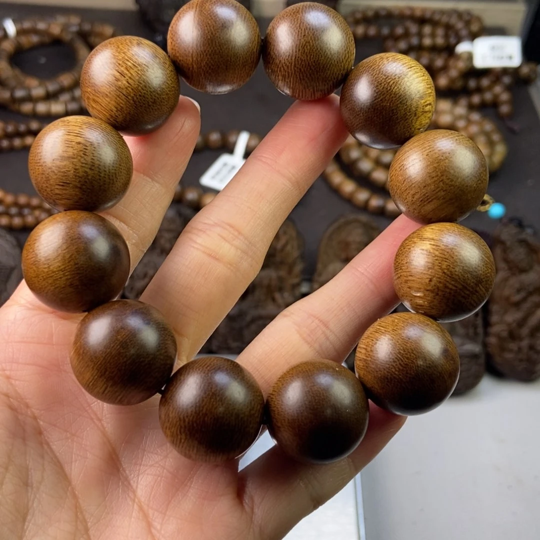 沉香手串早****里富森红土