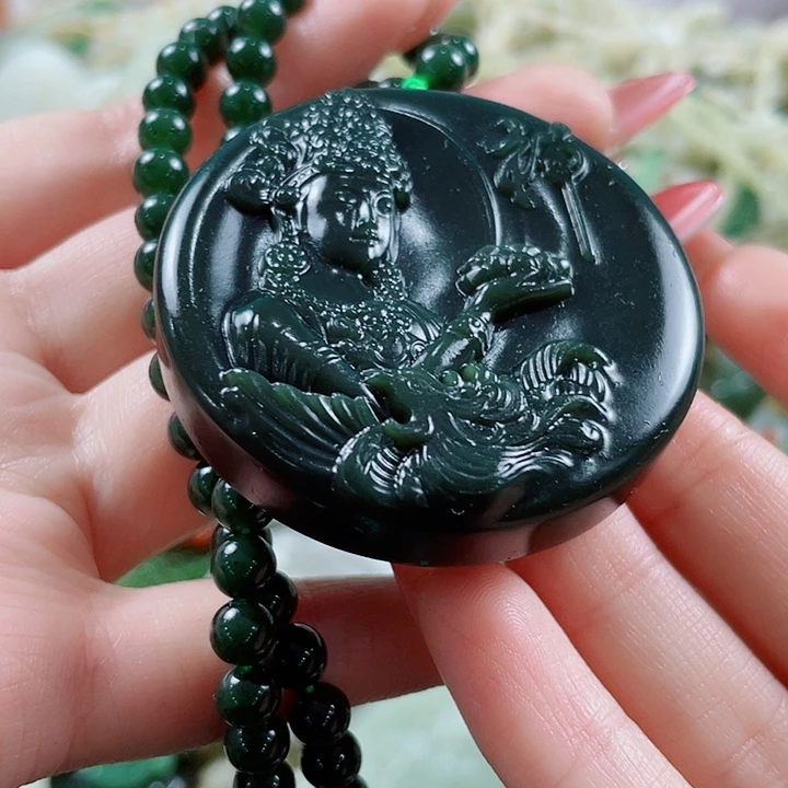 颈饰未镶嵌和田玉