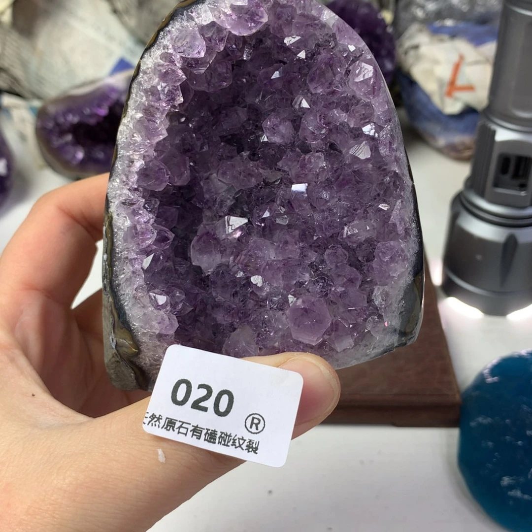 紫晶大型摆件（非配饰）未镶嵌