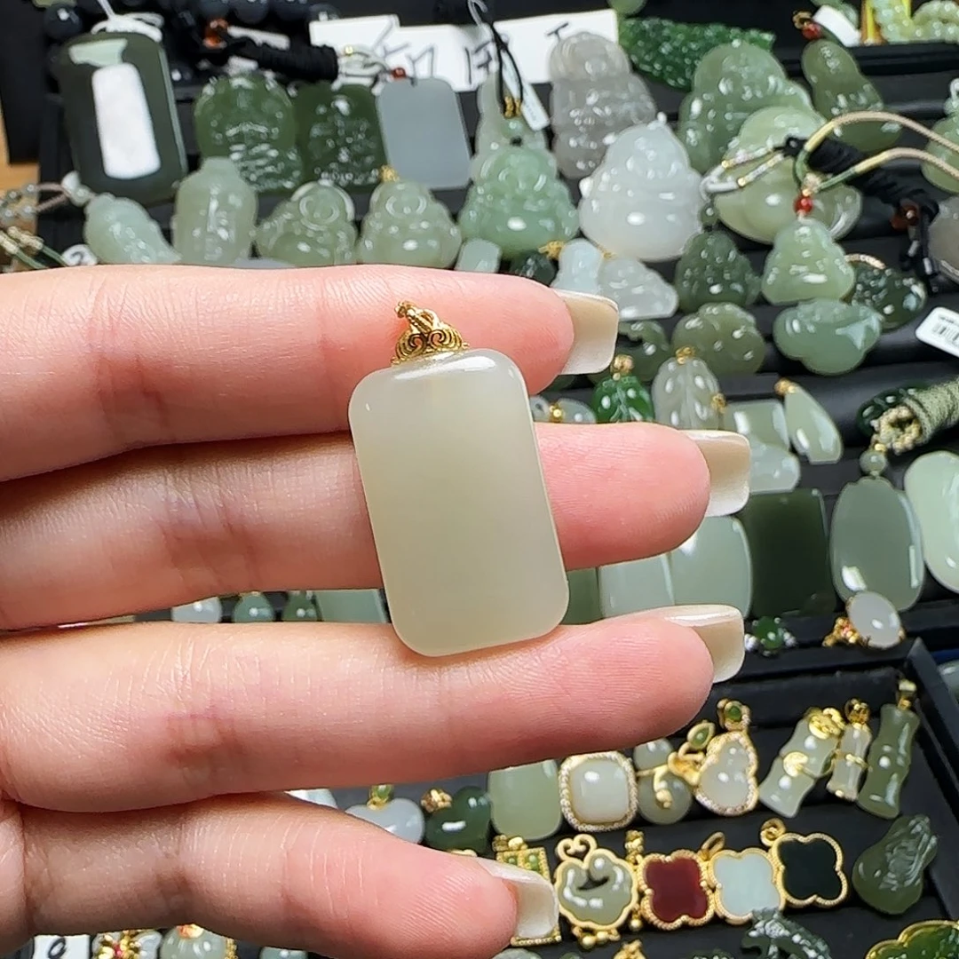 颈饰银S925镶嵌和田玉
