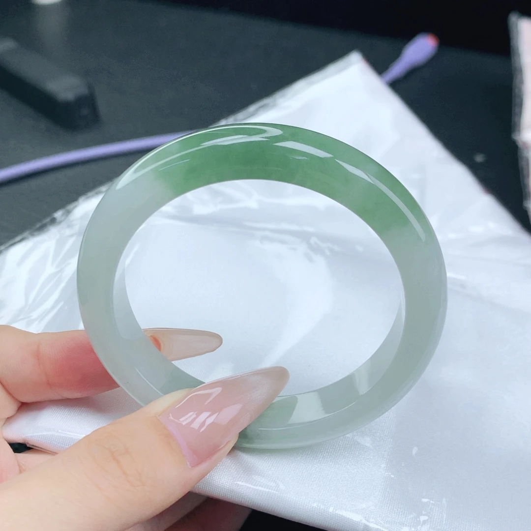 翡翠未镶嵌手镯54-55圈口