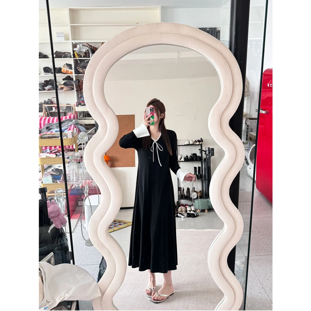 晶咕【初见告白】气质木耳边领系带高腰袖口拼色喇叭袖连衣