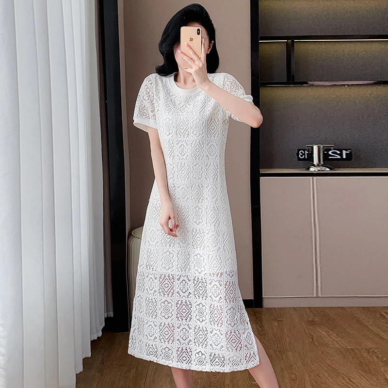 镂空连衣裙中长款开叉大码裙子女黑白两色