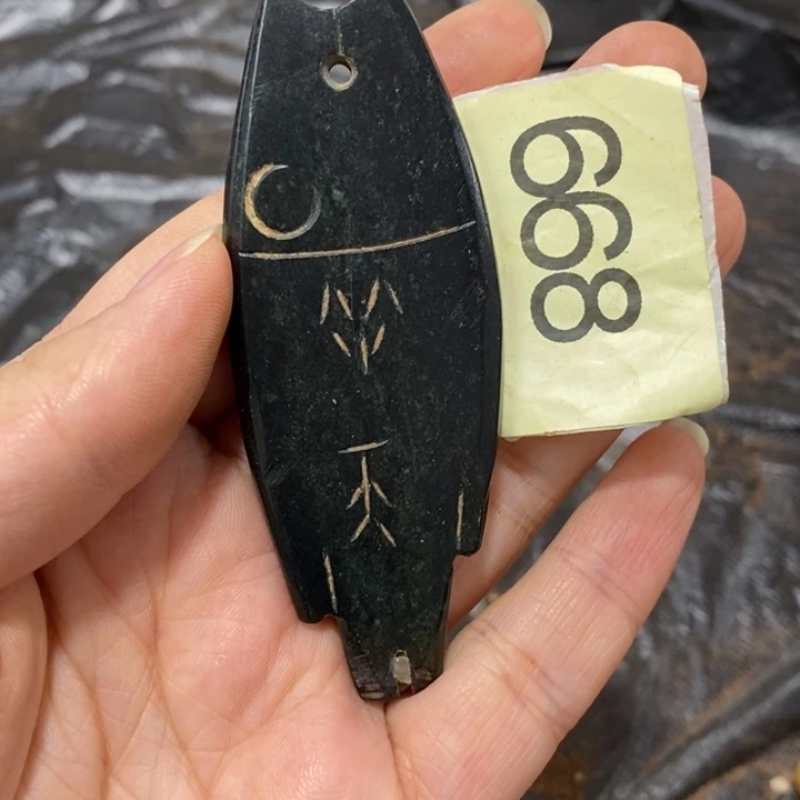 未镶嵌和田玉挂件