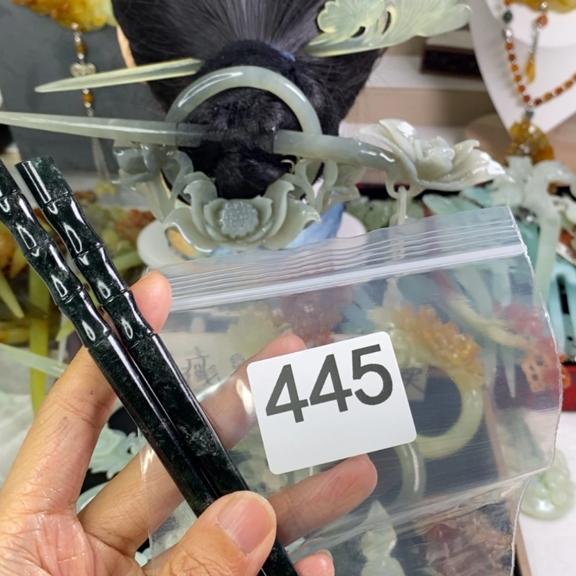 【闪购商品】岫玉发饰未镶嵌大**?