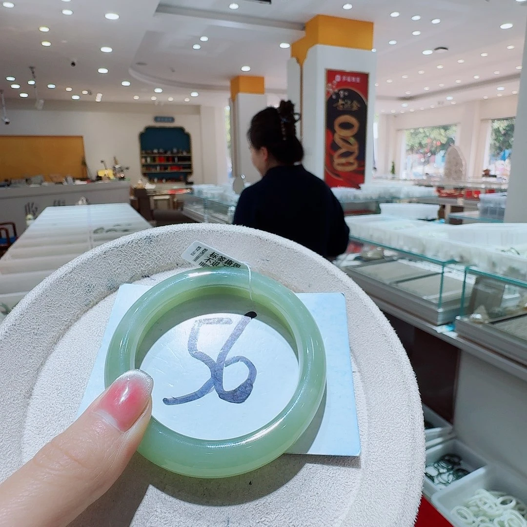 和田玉未镶嵌手镯207