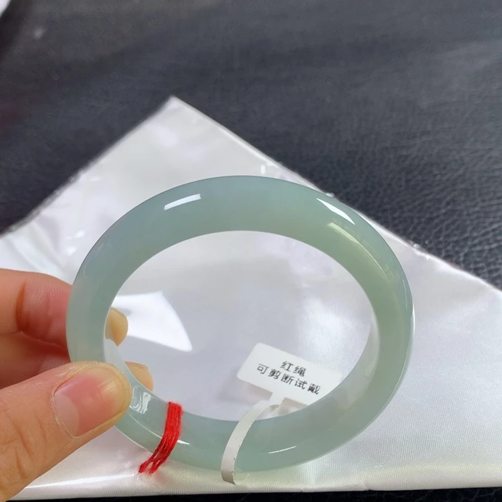 翡翠未镶嵌手镯57➕