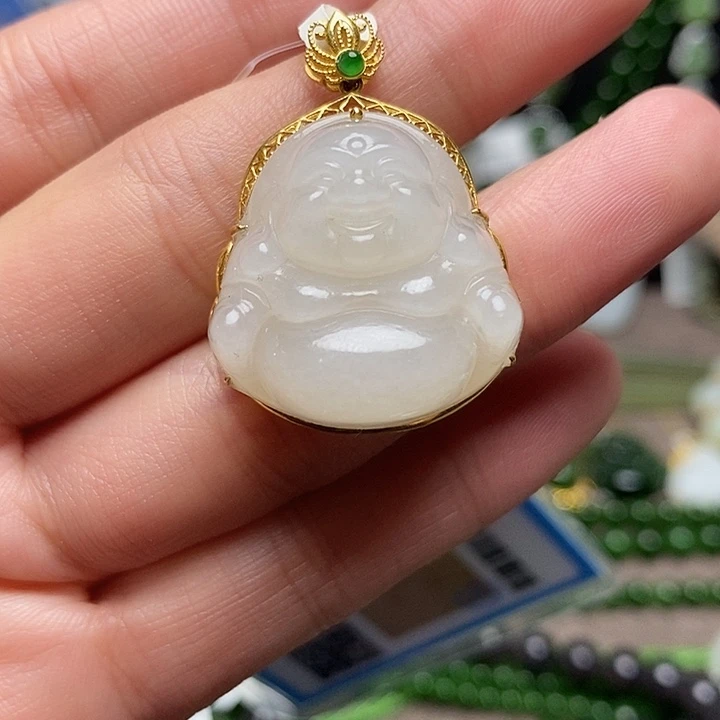 和田玉18K金镶嵌颈饰