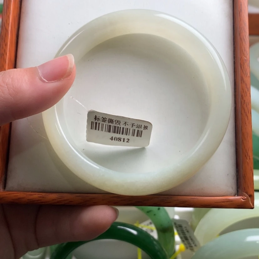 【闪购商品】和田玉手镯未镶嵌58.5