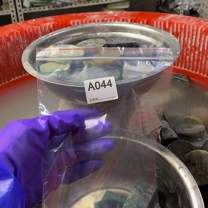 蛇纹石玉原未镶嵌