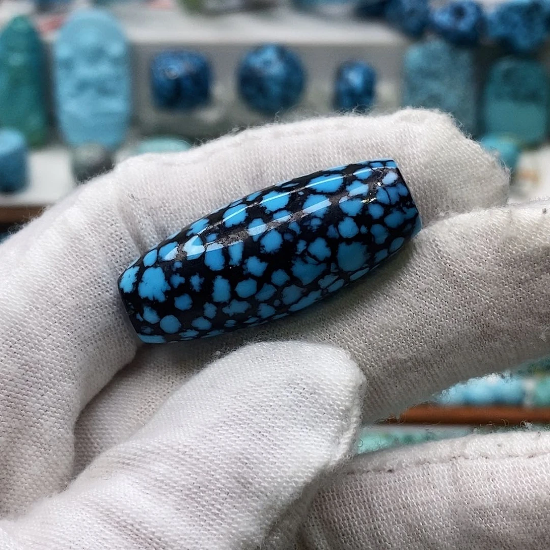 绿松石珠宝奇石未镶嵌四*?