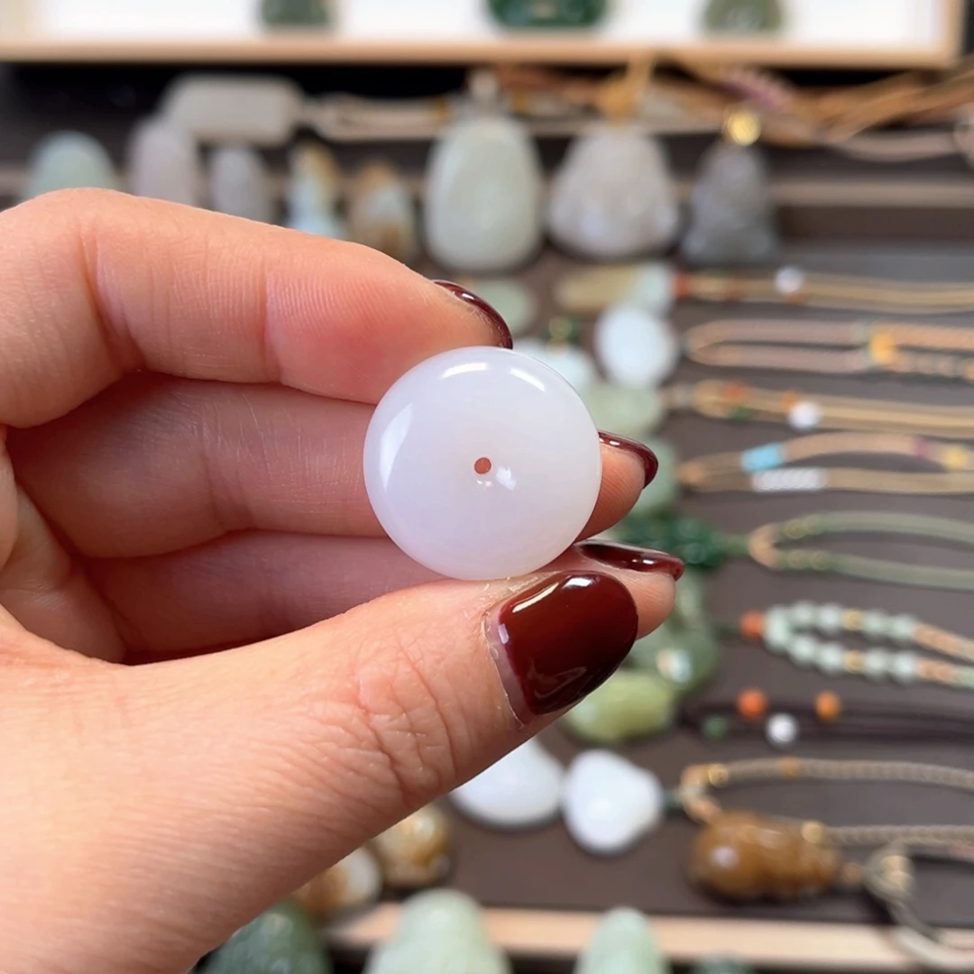 和田玉颈饰未镶嵌?***也扣子