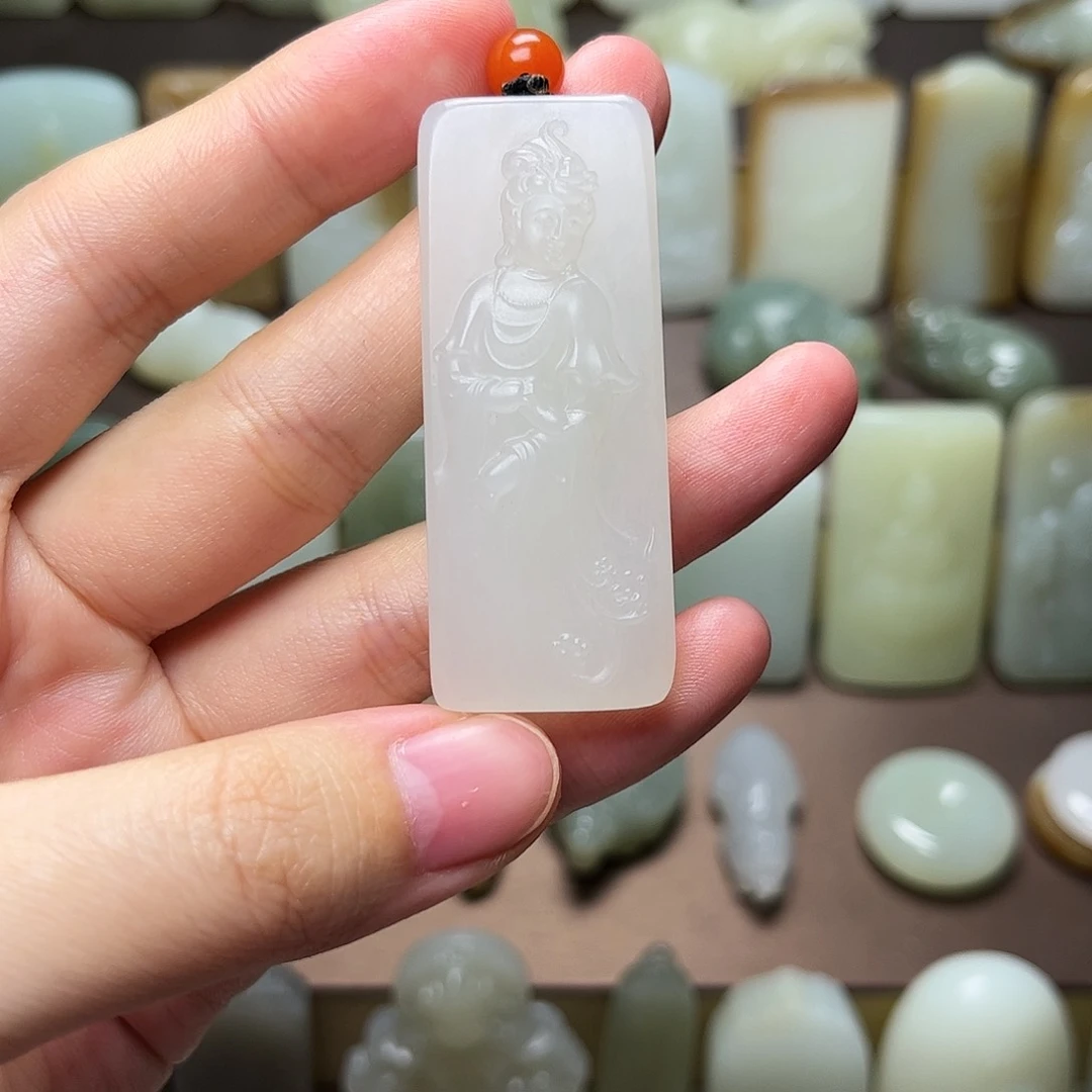 和田玉颈饰未镶嵌B****逆